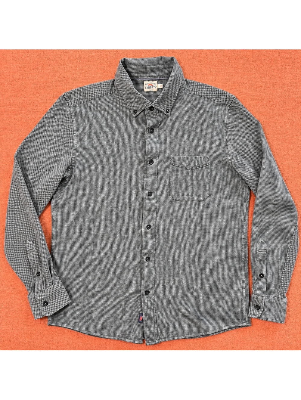 Faherty Brand Men's Large Gray Button-Up Shirt with Pocket